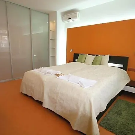 Krystal Hotel