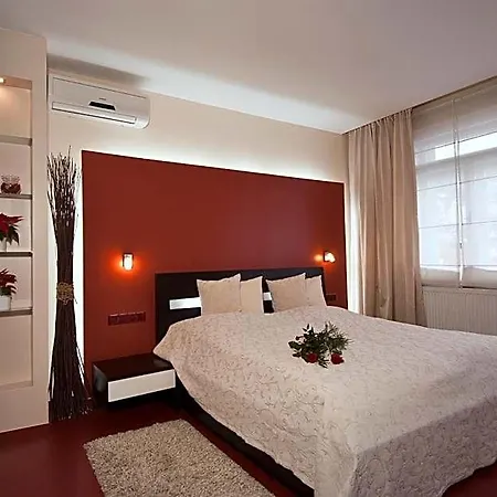 Krystal Hotel